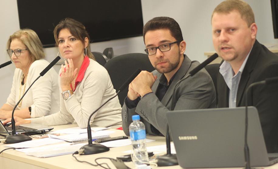 Conselhos de Direito