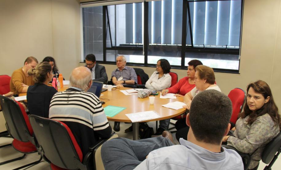 Política para idosos inclui moradia e apoio a instituições e municípios