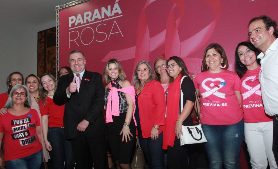 Paraná Rosa leva ações de saúde integral às mulheres