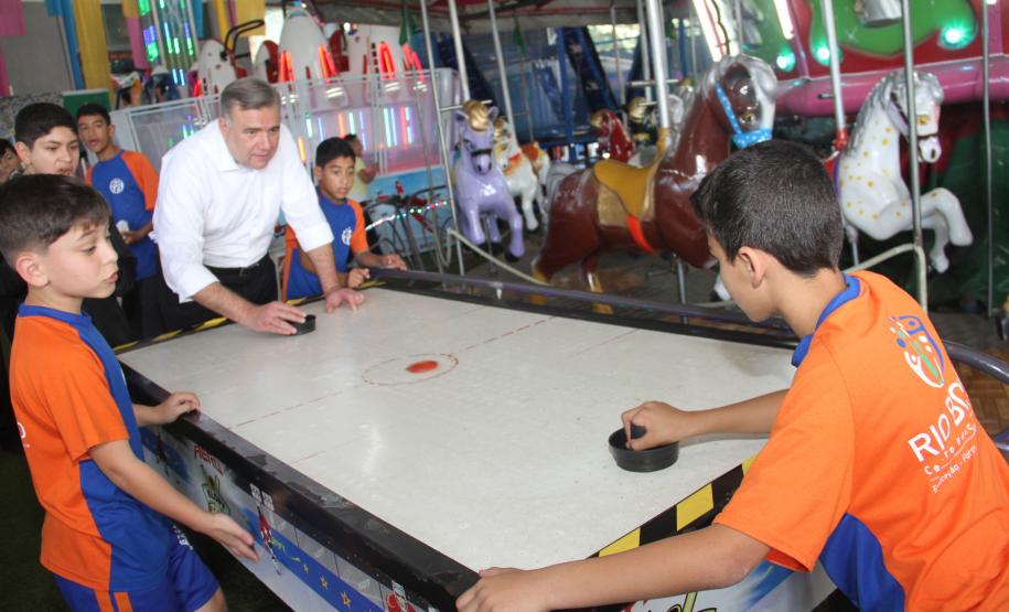 Festa educativa  para mais de 500 pequenos em Curitiba