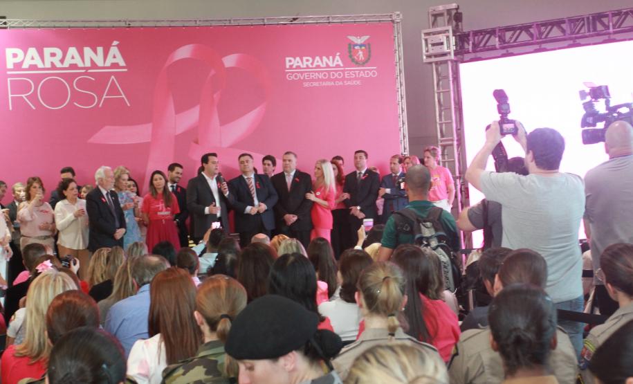 Paraná Rosa leva ações de saúde integral às mulheres