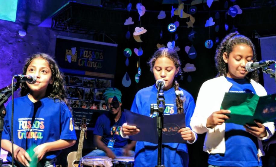 Repasse assinado pelo secretário da Justiça, Família e Trabalho do Governo do Paraná (Sejuf), Ney Leprevost, destina R$ 80.617,00 para a Passos da Criança, uma instituição da localidade que busca promover a colaboração, interação e desenvolvimento mútuo através de vínculos que integram a criança e o adolescente com a família e a comunidade.