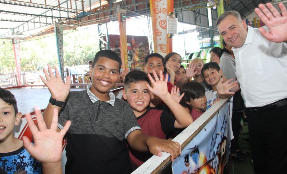 Festa educativa  para mais de 500 pequenos em Curitiba