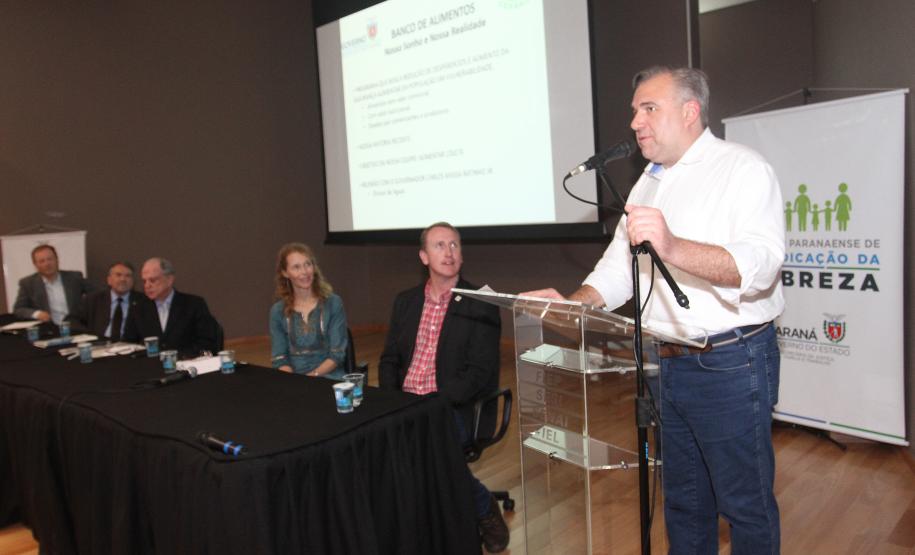 Ney Leprevost aposta em banco de alimentos e retomada de programas sociais para diminuir a fome no Paraná
