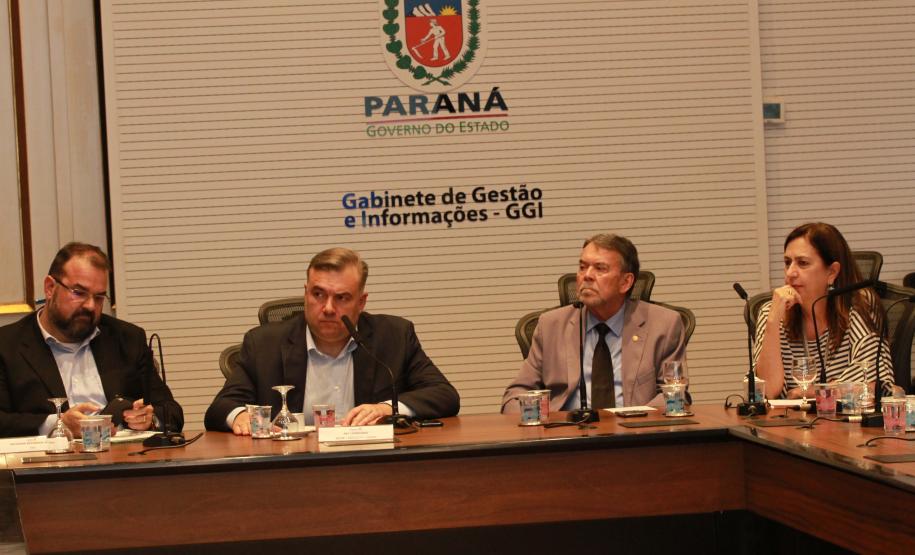 Conselhos de Dieito no Palácio Iguaçu