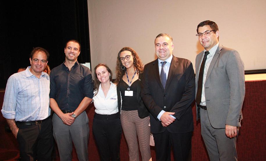 Ney Leprevost apresenta banco de projetos para a área social