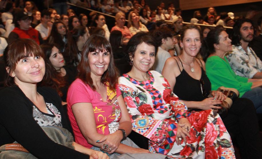 Seminário orienta crianças e adolescentes sobre os cuidados com crimes na internet