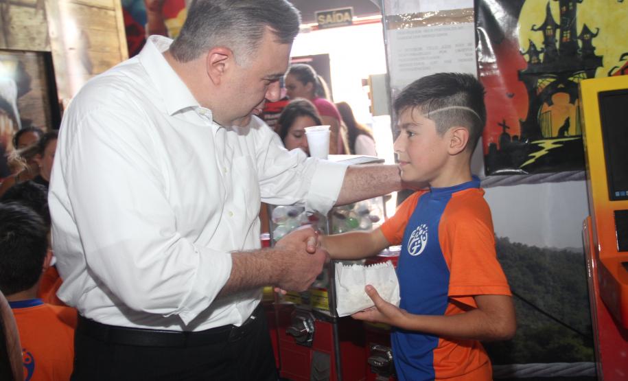 Festa educativa  para mais de 500 pequenos em Curitiba