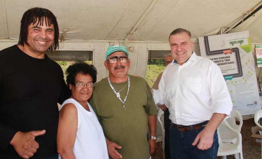 Governo nos Bairros atende moradores do Tatuquara