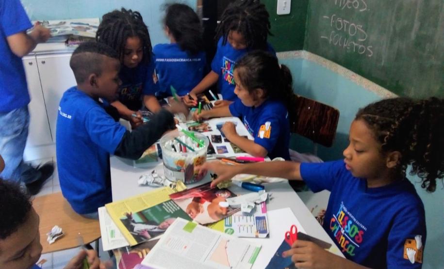 Repasse assinado pelo secretário da Justiça, Família e Trabalho do Governo do Paraná (Sejuf), Ney Leprevost, destina R$ 80.617,00 para a Passos da Criança, uma instituição da localidade que busca promover a colaboração, interação e desenvolvimento mútuo através de vínculos que integram a criança e o adolescente com a família e a comunidade.