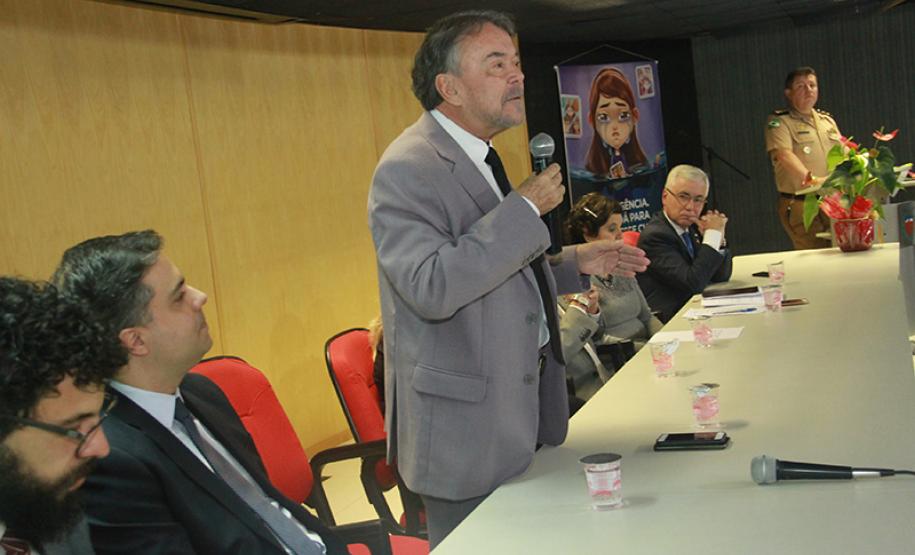 Posse dos conselheiros da sociedade civil no Cedca-PR