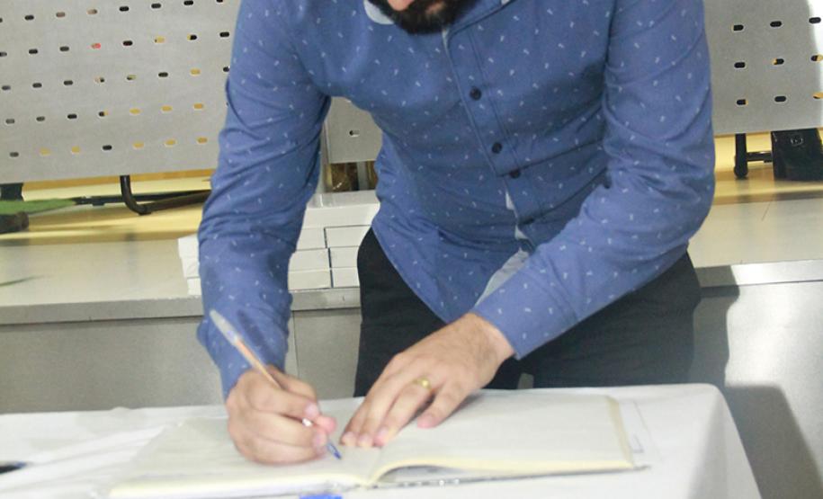 Posse dos conselheiros da sociedade civil no Cedca-PR