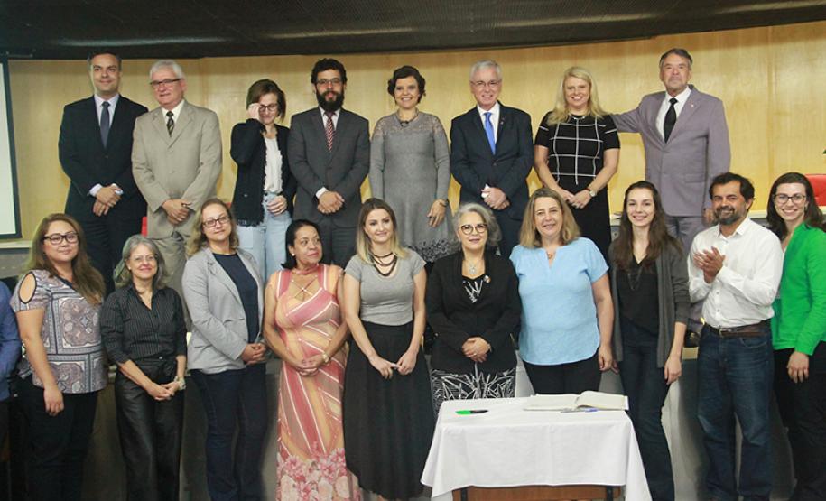 Posse dos conselheiros da sociedade civil no Cedca-PR
