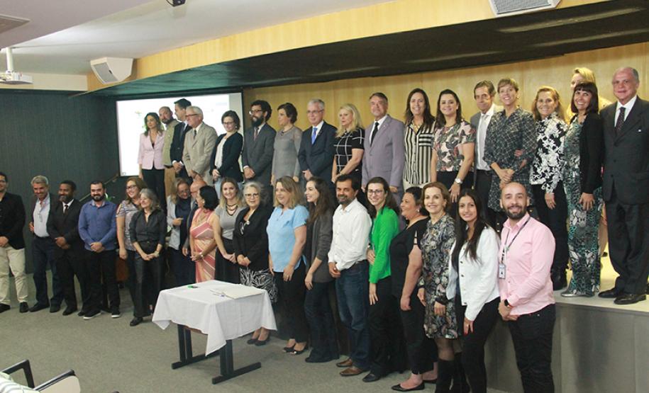 Posse dos conselheiros da sociedade civil no Cedca-PR
