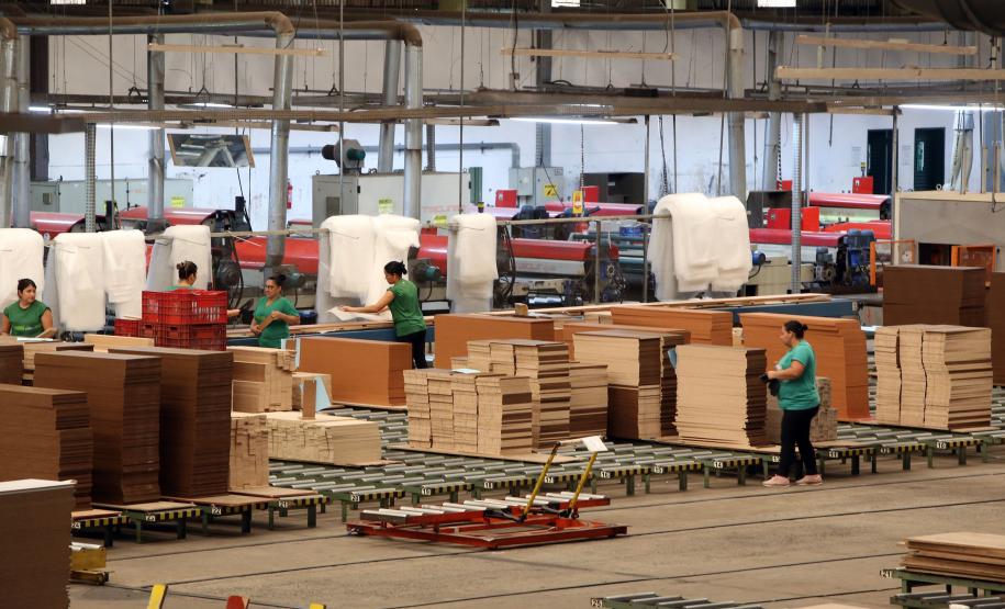 Paraná abre mais de 59 mil novas vagas de emprego no ano