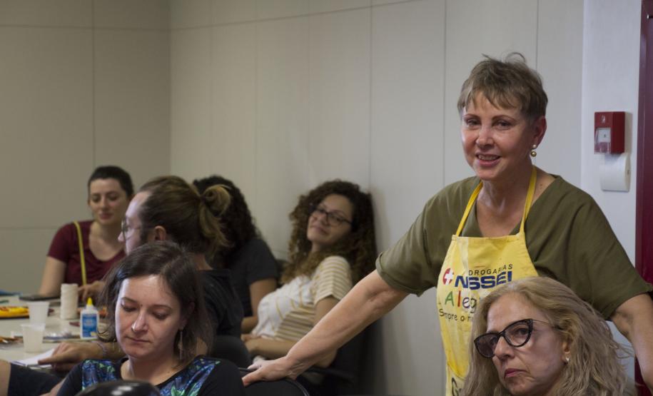 Secretaria capacita servidores com o curso Arteterapia e Socioeducação