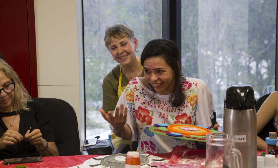 Secretaria capacita servidores com o curso Arteterapia e Socioeducação