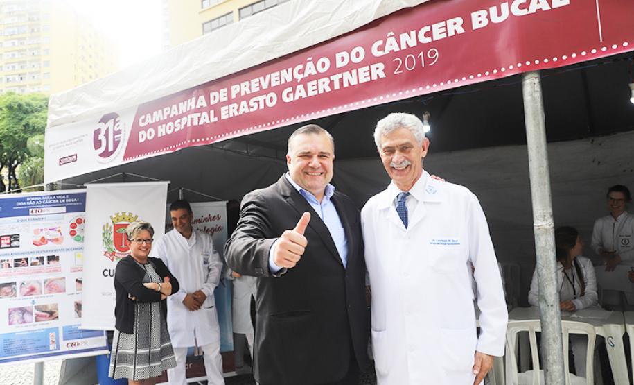 Ney Leprevost participa da 31ª Campanha de Prevenção do Câncer Bucal do Hospital Erasto Gaertner