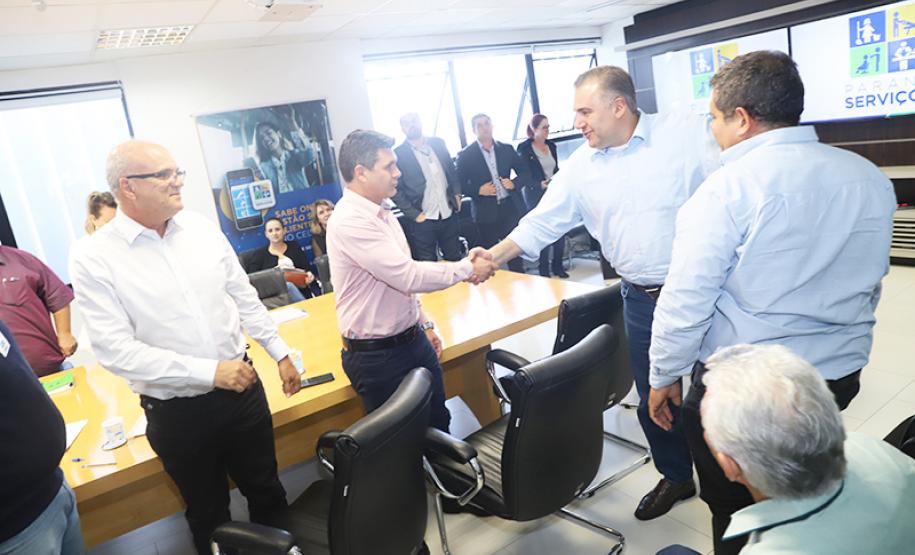 Ratinho Junior, Ney Leprevost e Jorge Lange viabilizam construção de mais 303 casas para famílias em situação de extrema pobreza