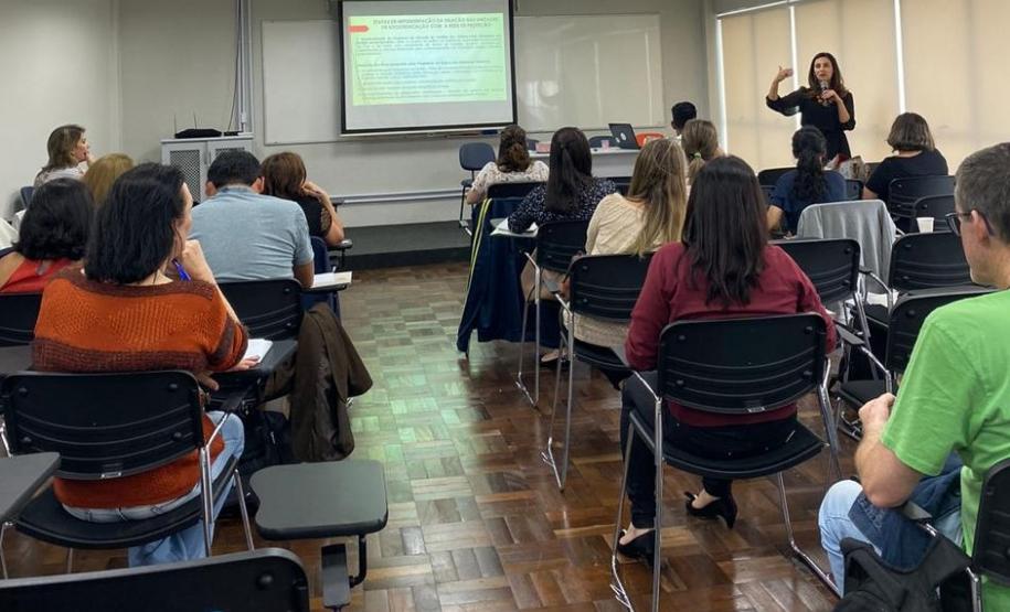 Servidores da socioeducação recebem capacitação para o fortalecimento dos vínculos entre adolescentes e familiares