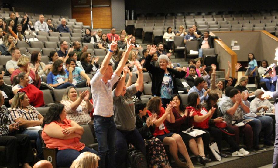 Secretaria da Justiça, Família e Trabalho participa do 10º Congressul