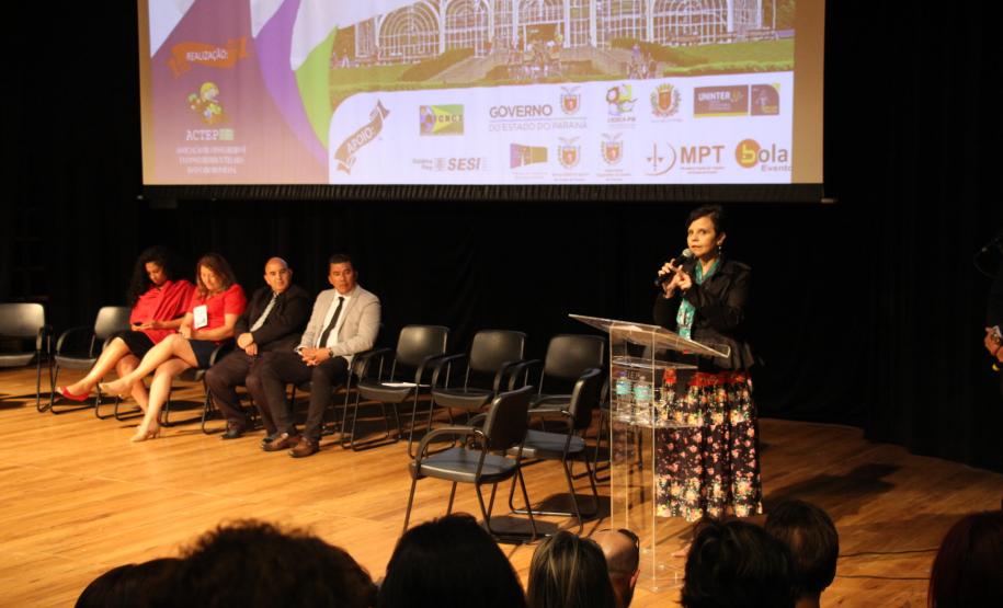 Secretaria da Justiça, Família e Trabalho participa do 10º Congressul