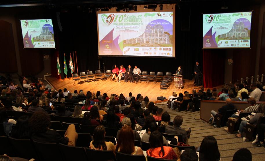 Secretaria da Justiça, Família e Trabalho participa do 10º Congressul