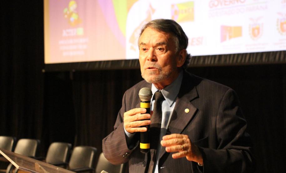 Secretaria da Justiça, Família e Trabalho participa do 10º Congressul