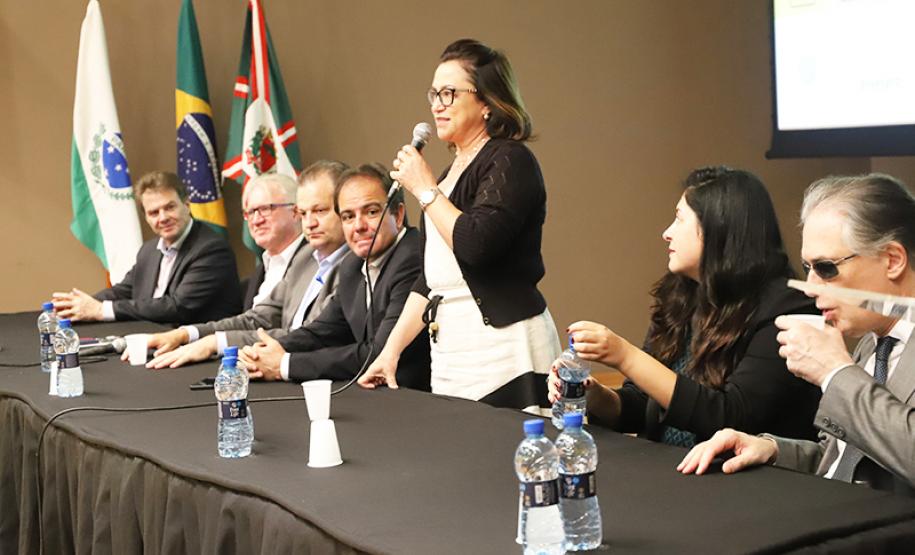 Tecnologias para inclusão e acessibilidade de pessoas com deficiência são temas em Workshop internacional em Curitiba