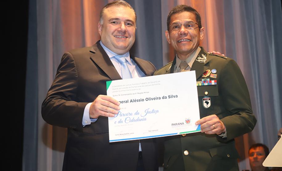 Em homenagem ao General Mourão, Ney Leprevost e Sérgio Moro defendem prisão em segunda instância