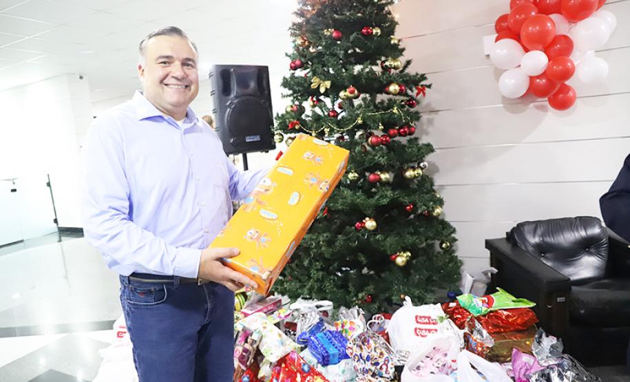 Natal do Palácio das Araucárias arrecada brinquedos para crianças em situação de vulnerabilidade