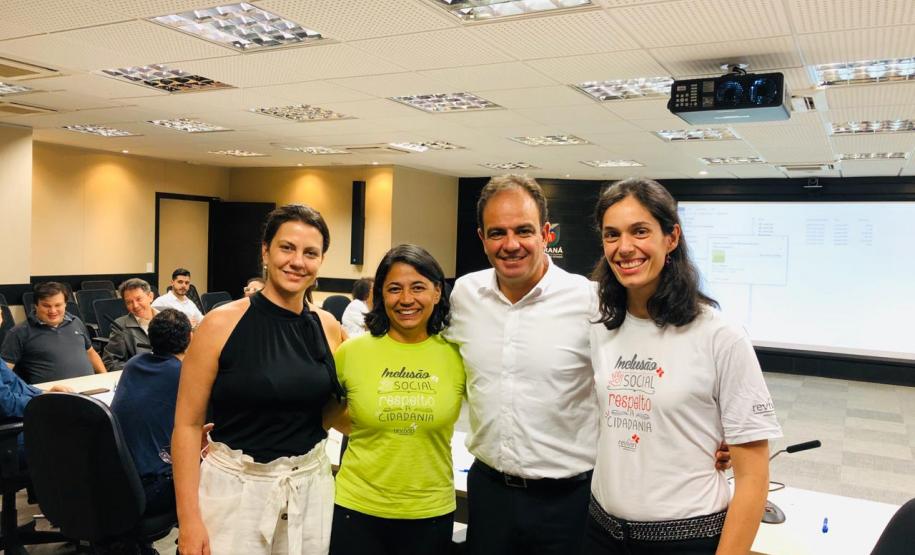 Associação Reviver apresenta ao Coede cartilha para inclusão escolar na Síndrome de Down