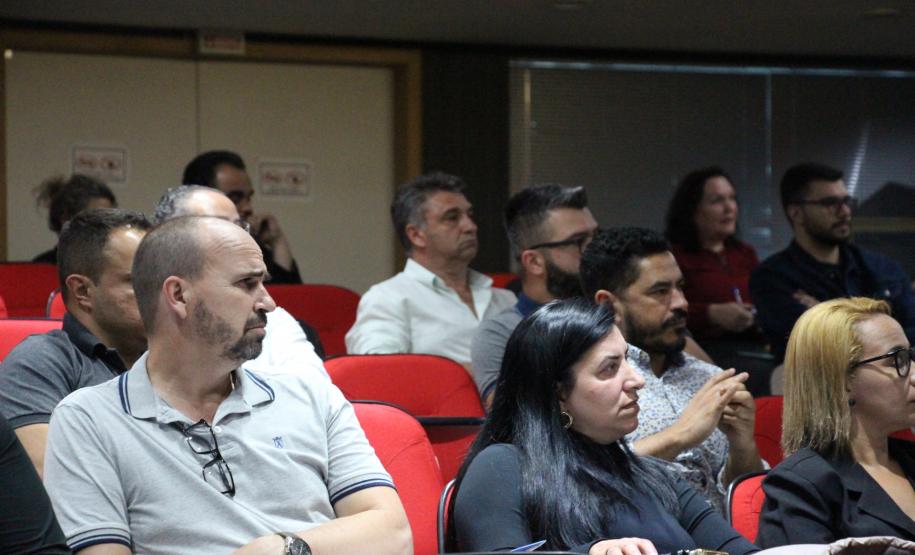 Secretaria capacita diretores das 27 Unidades Socioeducativa do Paraná