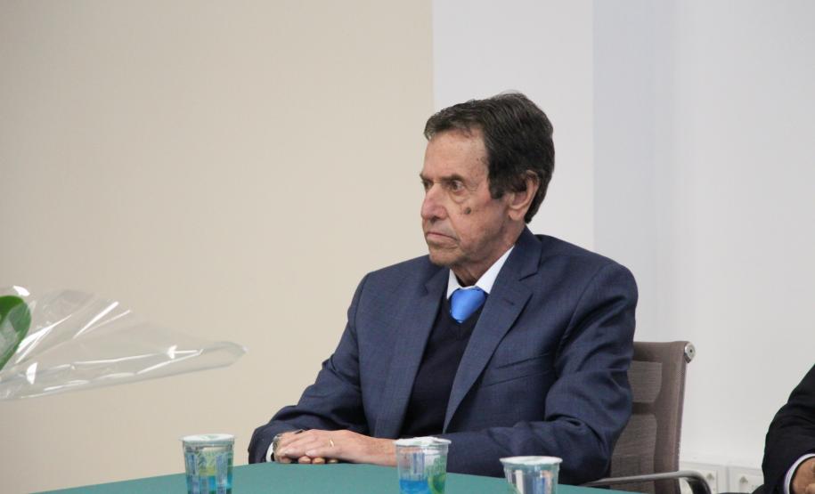 Diretor de Justiça representa governador Ratinho Junior em entrega do Grande Colar do Mérito da Defensoria Pública do Estado do Paraná