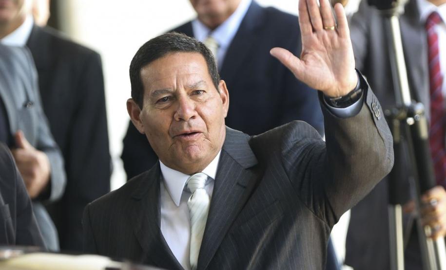 General Mourão