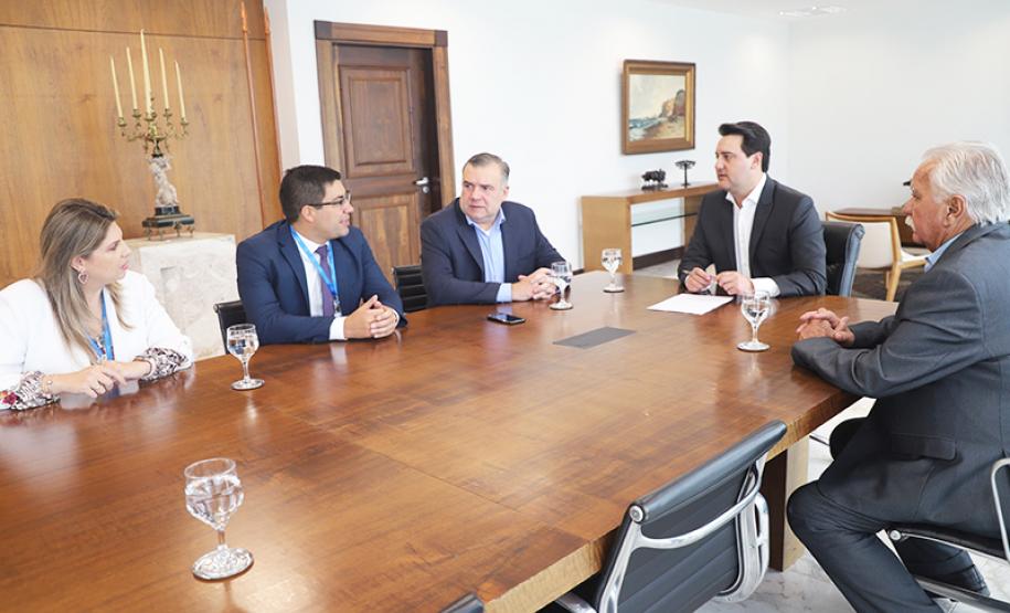 Maior do país, salário mínimo regional entra em vigor no Paraná