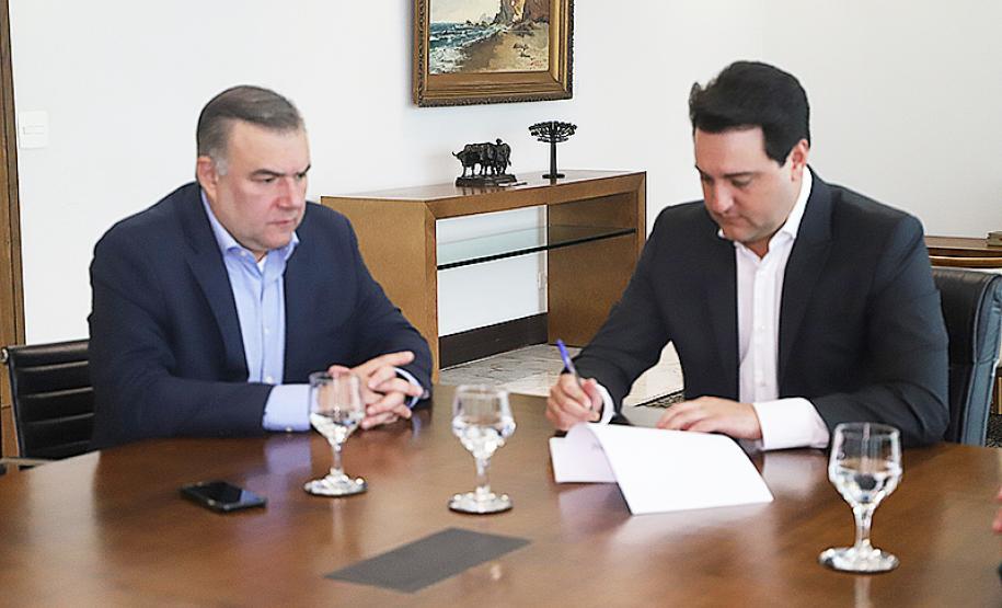 Maior do país, salário mínimo regional entra em vigor no Paraná