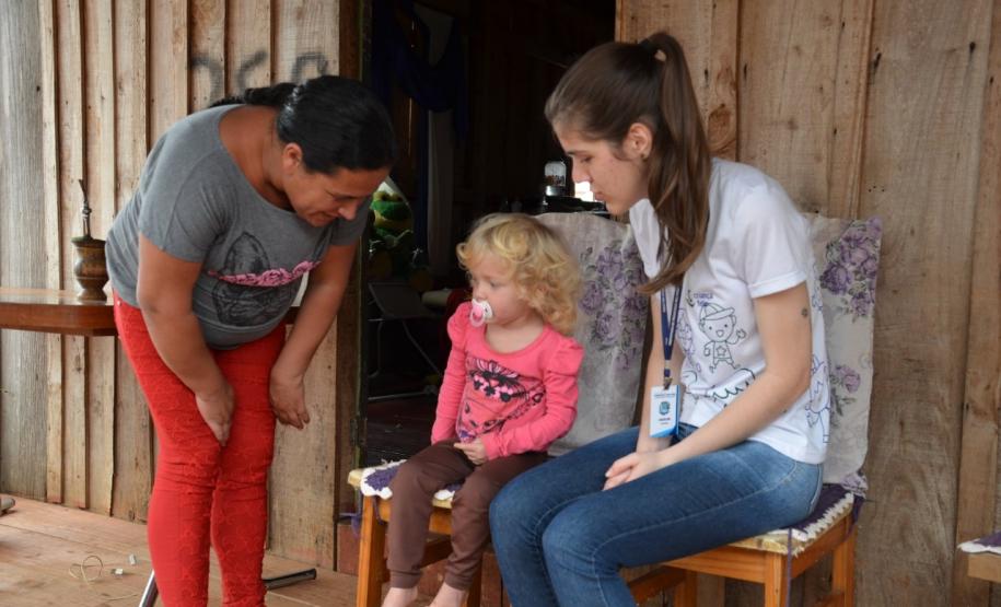 Mais 17 municípios paranaenses aderem ao programa Criança Feliz