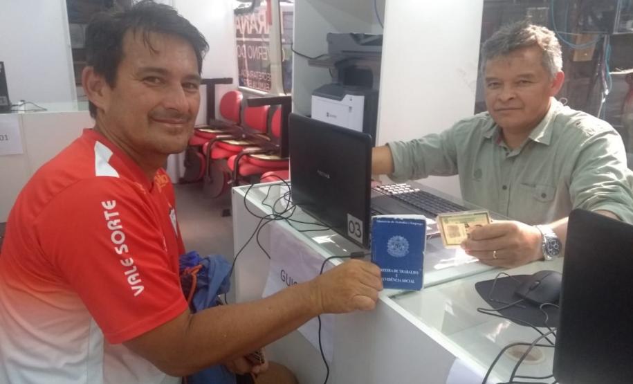 Ações de cidadania gratuitas da Sejuf atendem diversos veranistas e moradores de Guaratuba