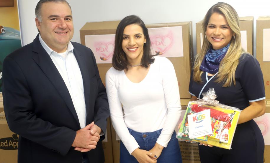 “Mulheres de Deus em Ação” entregam 650 kits de materiais escolares para entidades ligadas a Rede da Infância