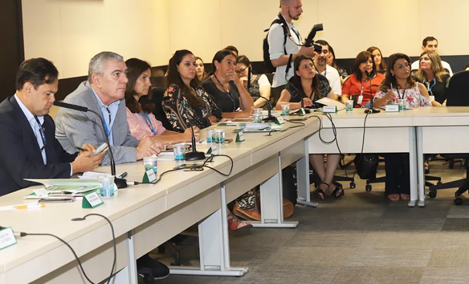 Encontro reúne gestores da Assistência Social dos 29 municípios da Região Metropolitana