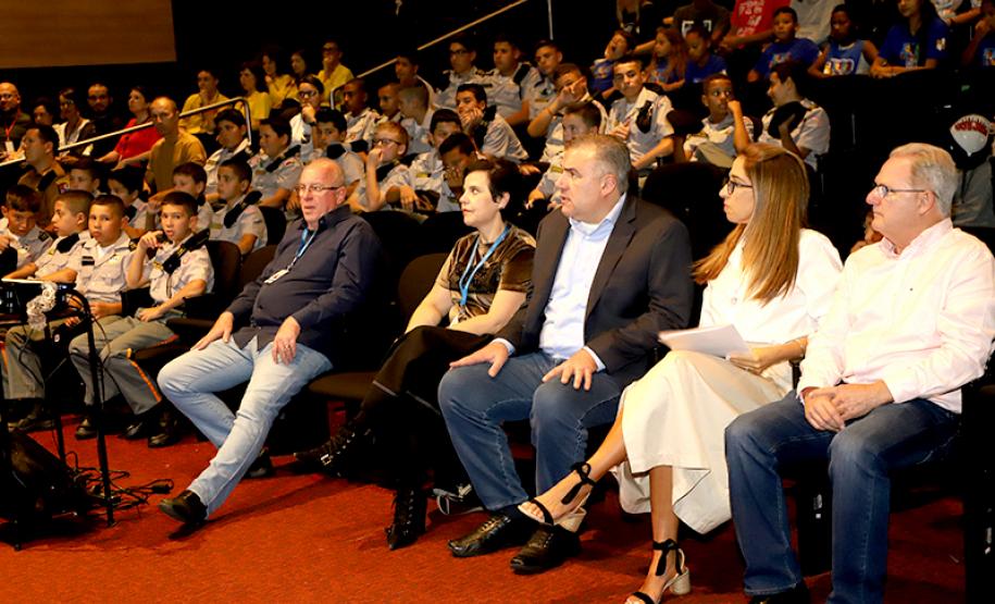 Secretaria da Justiça e Museu Oscar Niemayer lançam programa Piá nas Artes