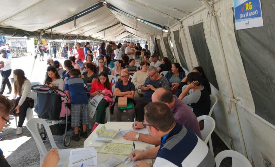 Feira da Cidadania faz mais de 3 mil atendimentos no Cajuru