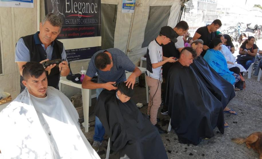 Feira da Cidadania faz mais de 3 mil atendimentos no Cajuru