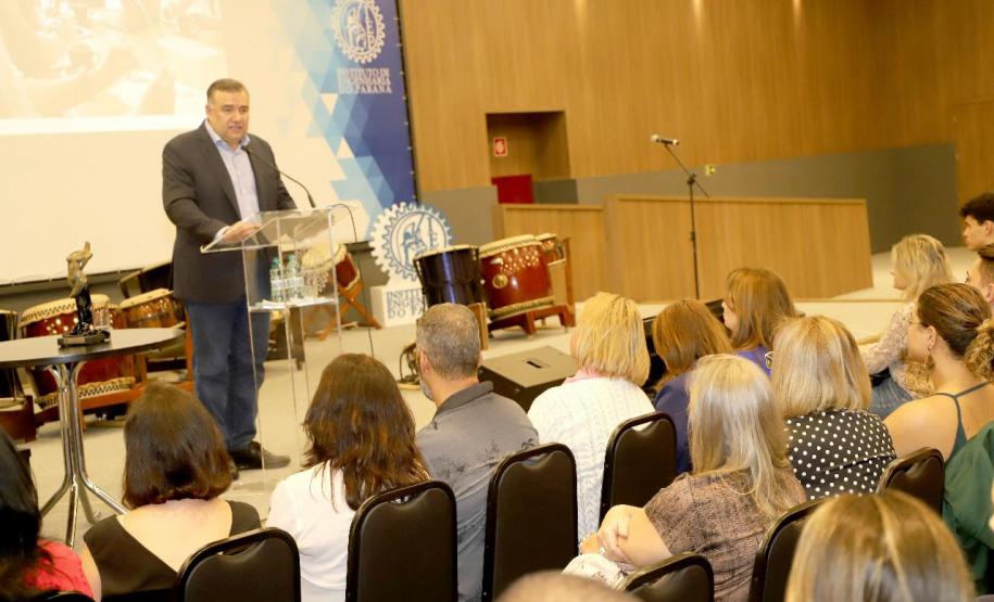 Ney Leprevost palestra no Instituto de Engenharia do Paraná e assina parceria para desenvolvimento dos Objetivos Sustentáveis da ONU