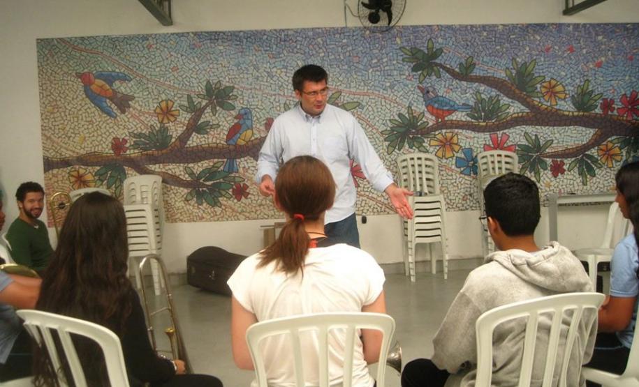 Secretaria da Justiça, Família e Trabalho repassa R$ 245 mil para entidades que atendem crianças e suas famílias