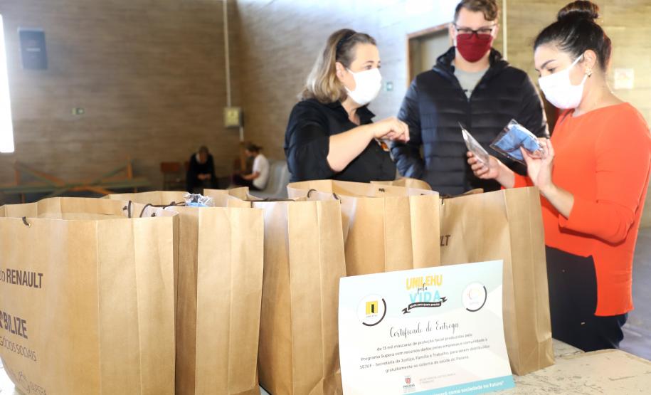 Rede Família Solidária recebe doação de 13 mil máscaras que serão destinadas a entidades sociais