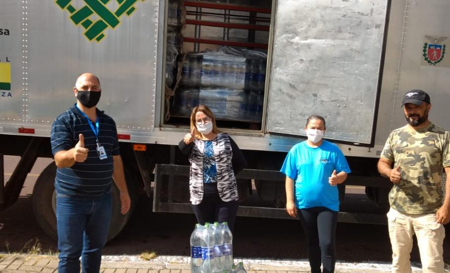 Secretaria da Justiça, Família e Trabalho entrega 9 mil litros de álcool 70% para instituições sociais