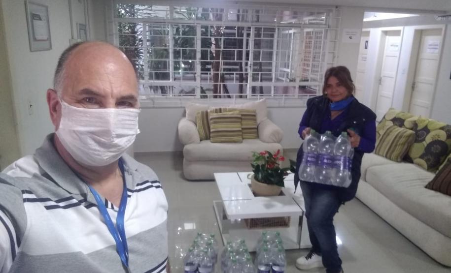 Secretaria da Justiça, Família e Trabalho entrega 9 mil litros de álcool 70% para instituições sociais