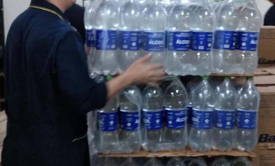 Secretaria da Justiça, Família e Trabalho entrega 9 mil litros de álcool 70% para instituições sociais